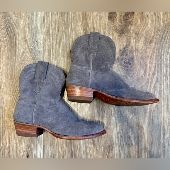 Tecovas Gray Suede Western Ankle Boots Size 6.5B Lucy Style - Picture 3 of 8